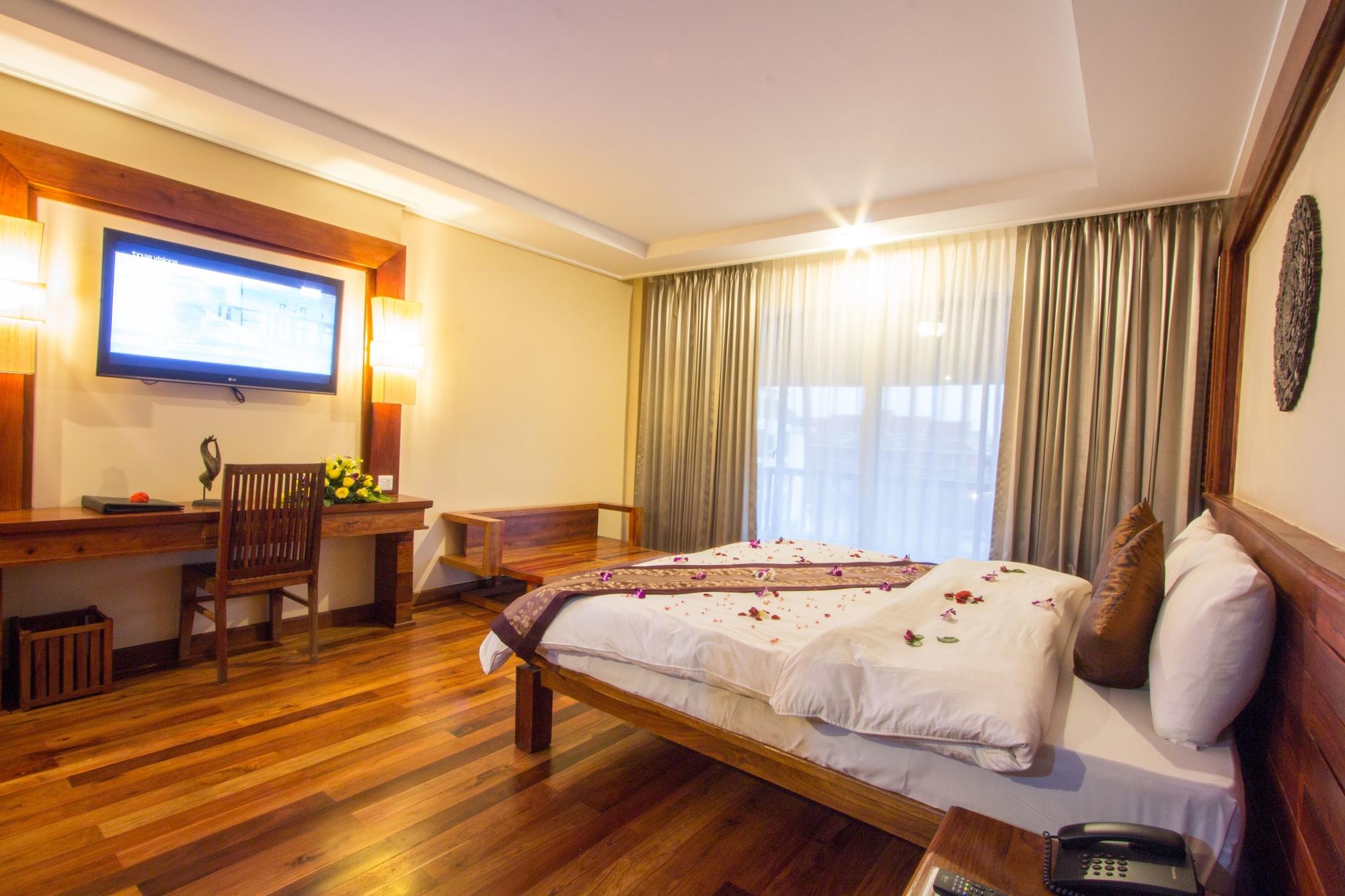 Royal Empire Premium Hotel Σιέμ Ρέαπ Εξωτερικό φωτογραφία