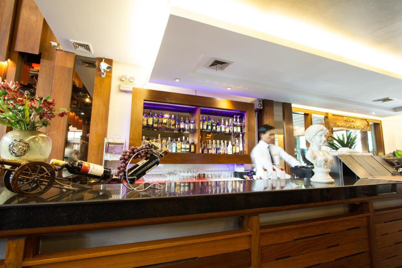 Royal Empire Premium Hotel Σιέμ Ρέαπ Εξωτερικό φωτογραφία