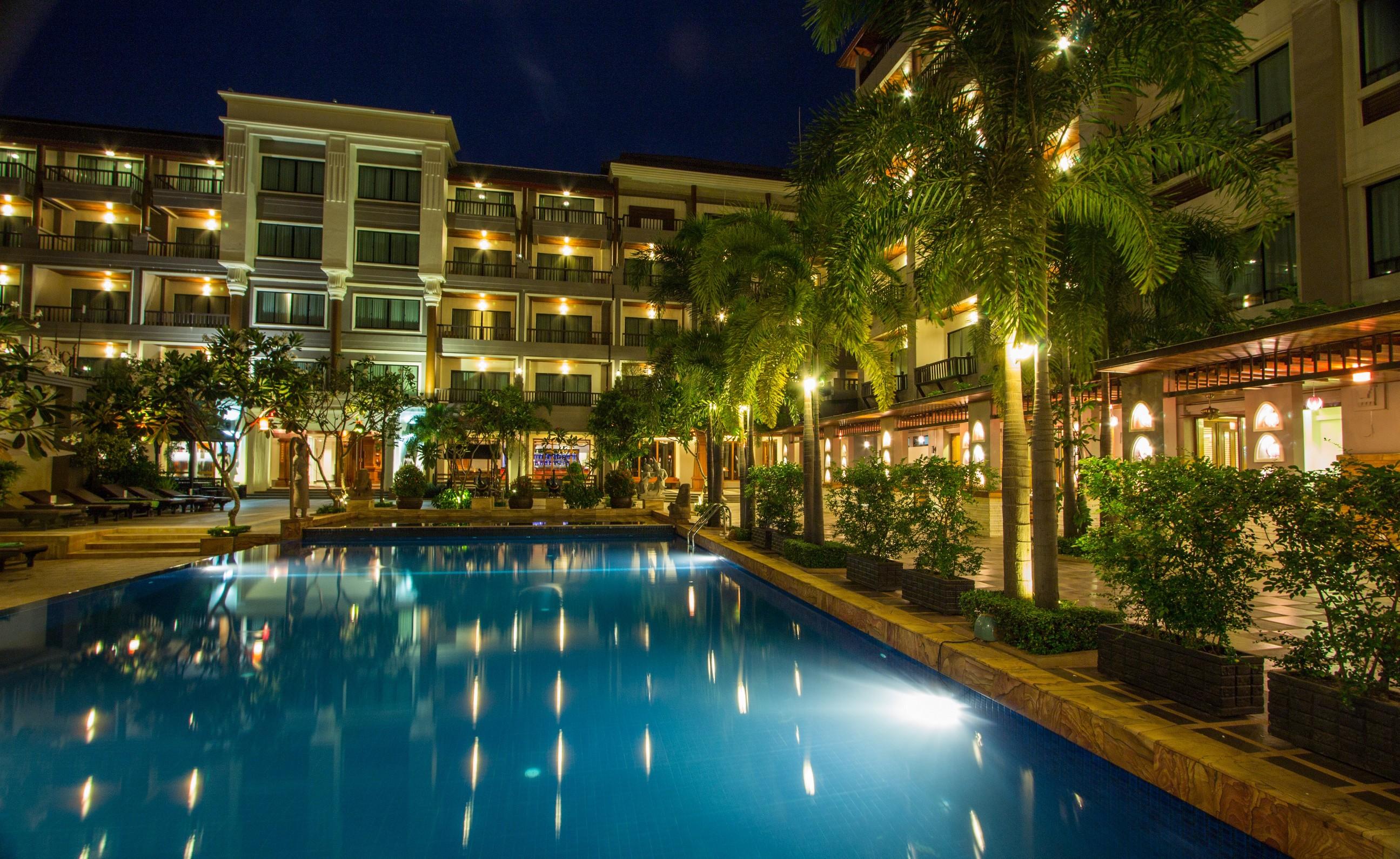 Royal Empire Premium Hotel Σιέμ Ρέαπ Εξωτερικό φωτογραφία
