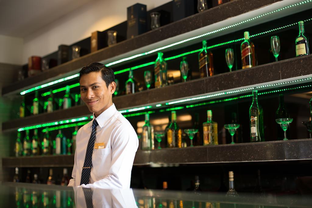 Royal Empire Premium Hotel Σιέμ Ρέαπ Εξωτερικό φωτογραφία