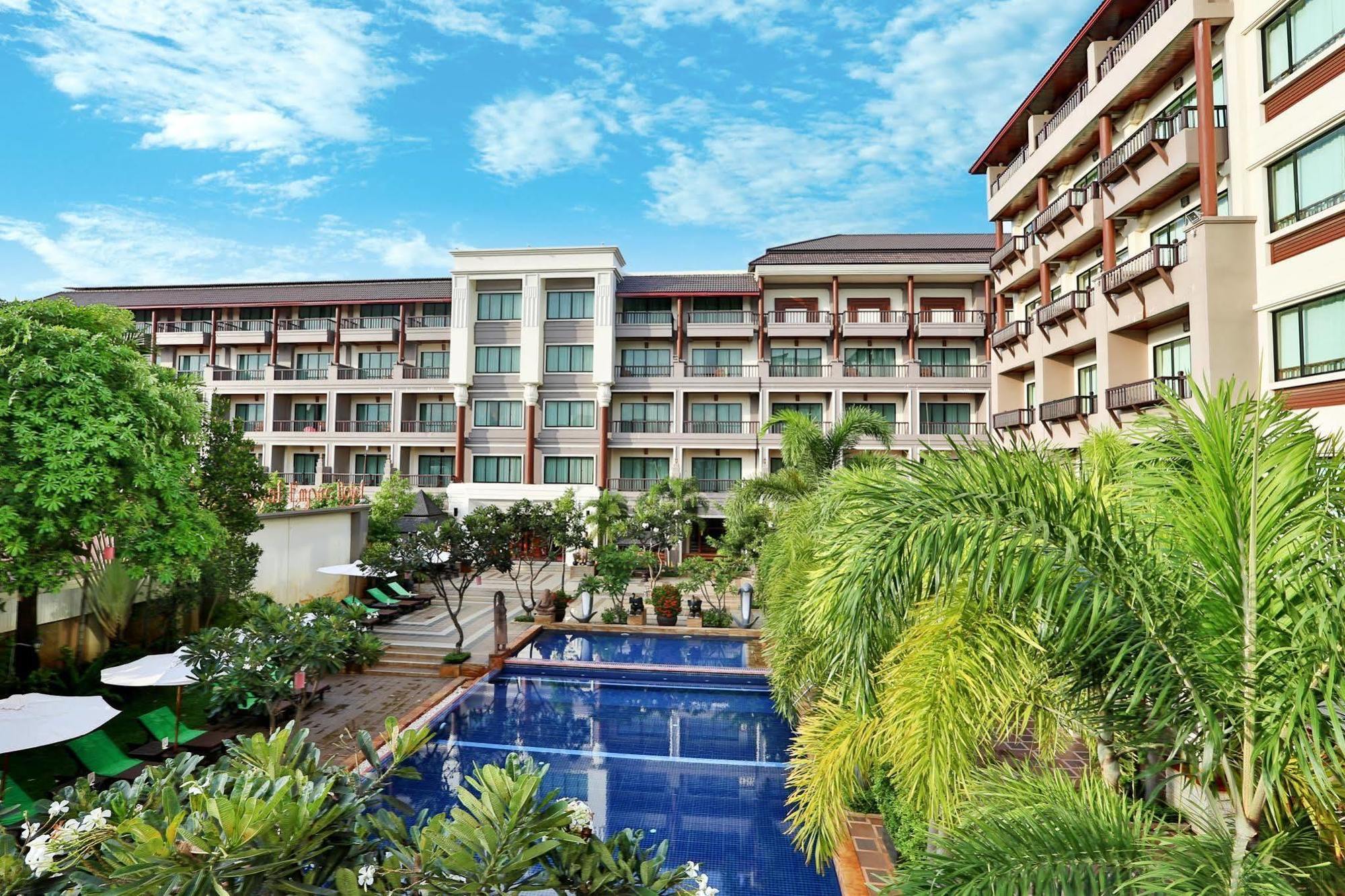 Royal Empire Premium Hotel Σιέμ Ρέαπ Εξωτερικό φωτογραφία