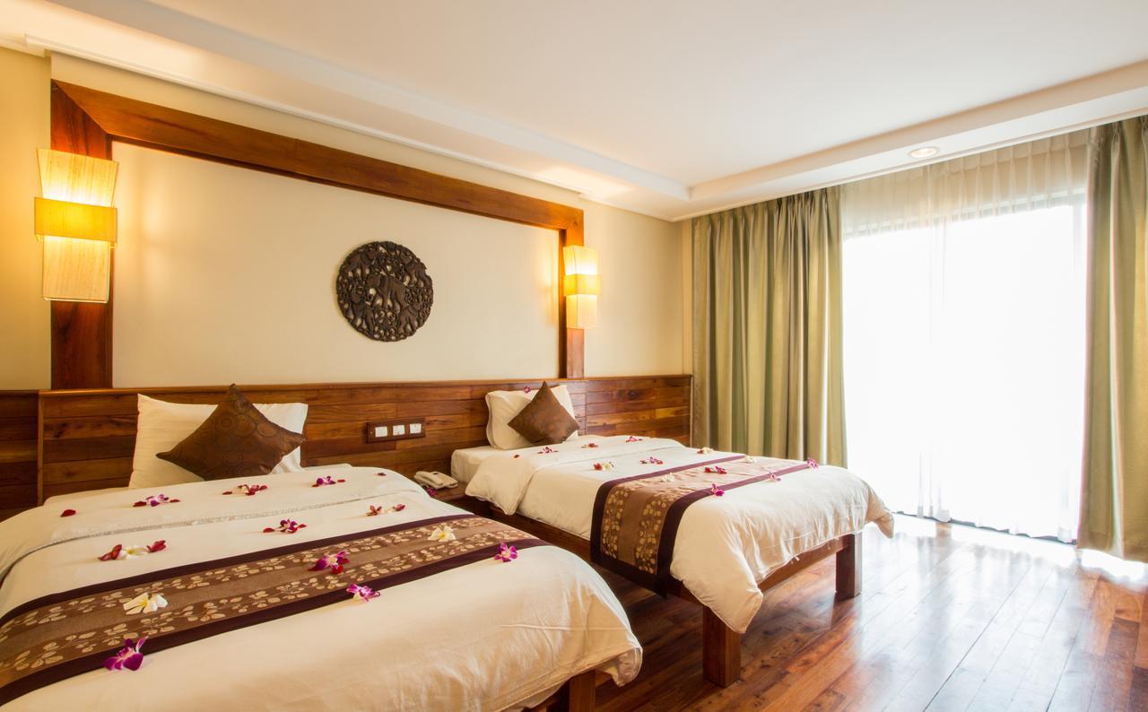 Royal Empire Premium Hotel Σιέμ Ρέαπ Εξωτερικό φωτογραφία